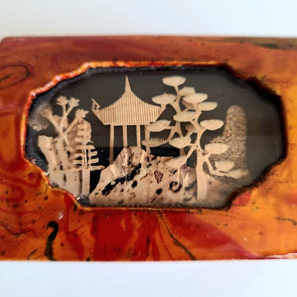 Asian carved cork and lacquer ware jewelry box - Picture 2 of 5